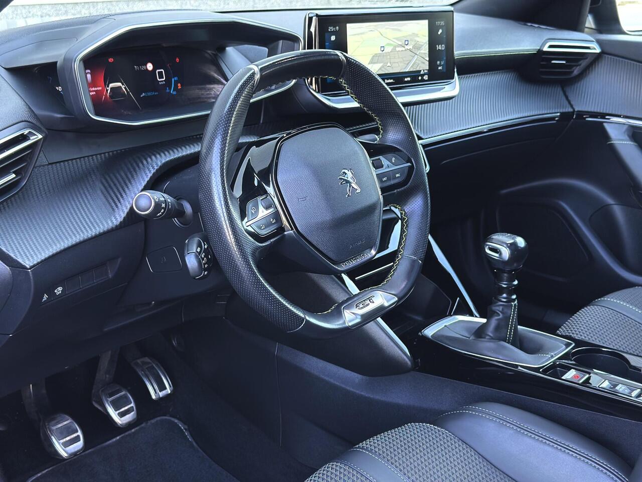 Peugeot 2008 1.2 PureTech GT CAM|PANO|KEYLESS