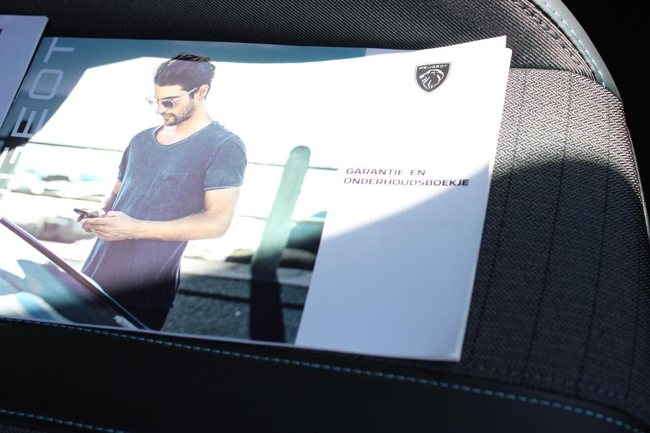 Peugeot 2008 1.2 PT AUTOMAAT ALLURE PACK NAVI/CAMERA