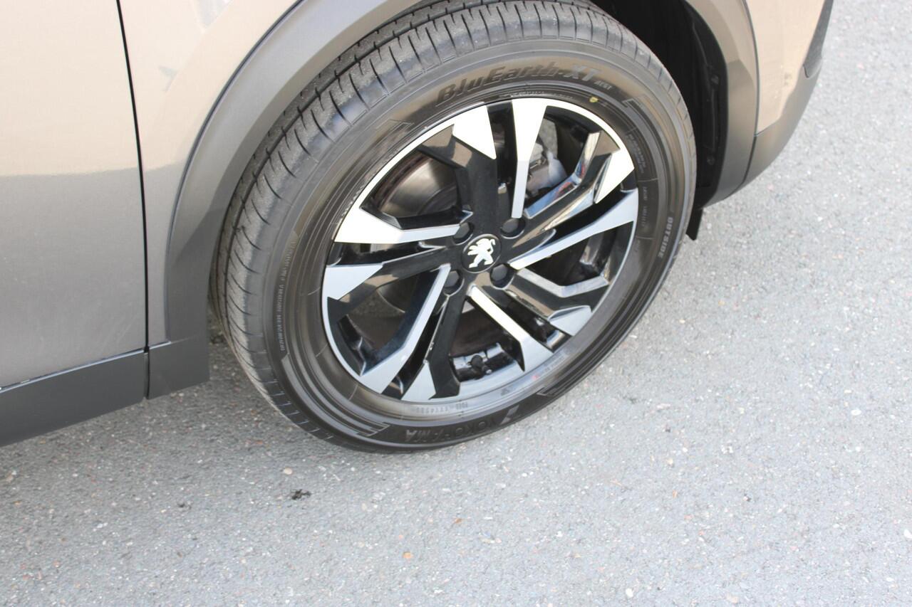 Peugeot 2008 1.2 PT AUTOMAAT ALLURE PACK NAVI/CAMERA