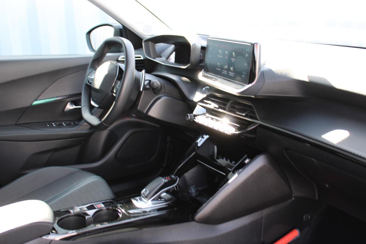 Peugeot 2008 1.2 PT AUTOMAAT ALLURE PACK NAVI/CAMERA