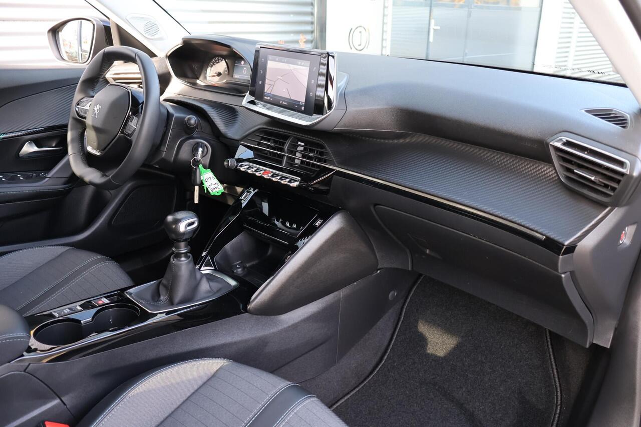 Peugeot 2008 1.2 Allure 1e Eigenaar | NL-Auto | Volledig Onderh. | BTW | 130pk | Camera | Carplay | Full Led | Navi | Bots | PDC