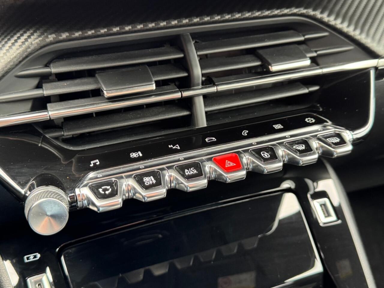 Peugeot 2008 1.2 TURBO 130PK AUT. GT NAVI CAMERA CARPLAY AIRCO LMV PDC