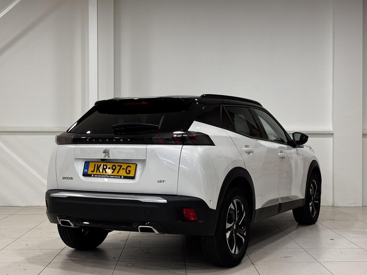 Peugeot 2008 1.2 PureTech GT | Automaat | Hoge instap | Navigatie |