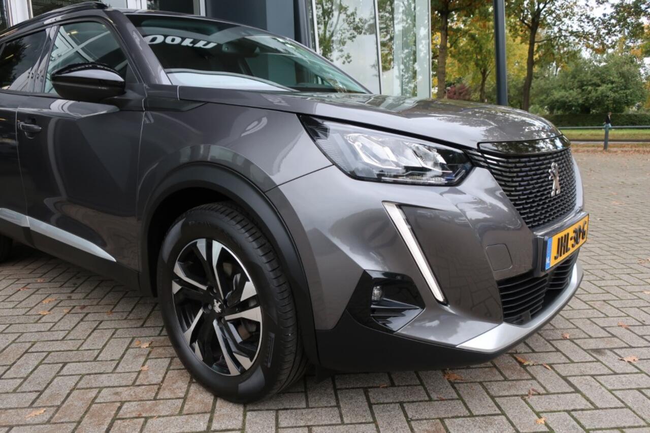 Peugeot 2008 1.2 PURETECH, Apple Carplay/ Android Auto, Clima, Navi, etc.