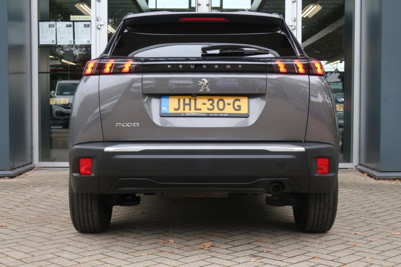 Peugeot 2008 1.2 PURETECH, Apple Carplay/ Android Auto, Clima, Navi, etc.