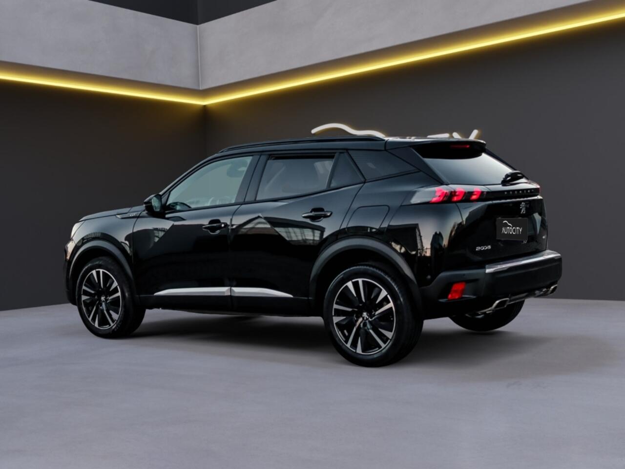 Peugeot 2008 GT Pack 155PK AUTOMAAT | Leder/Alcantara | Adaptive Cruise