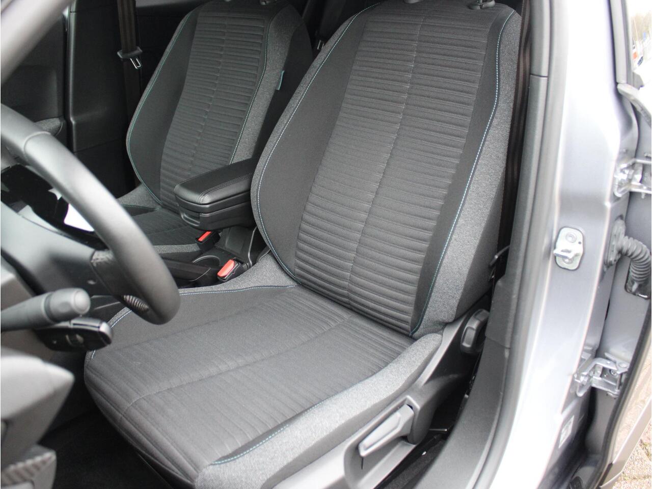 Peugeot 2008 1.2 PureTech Style | Camera / Climate / Navi