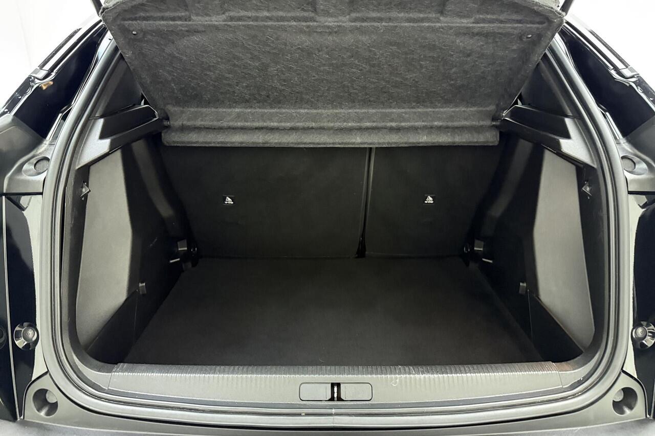 Peugeot 2008 1.2 PureTech Active Cruise Control l Airco l Apple Carplay/Android Auto l Parkeersensoren l Centrale Deurvergrendeling l Elektrische ramen l Elektrisch Verstelbare Spiegels