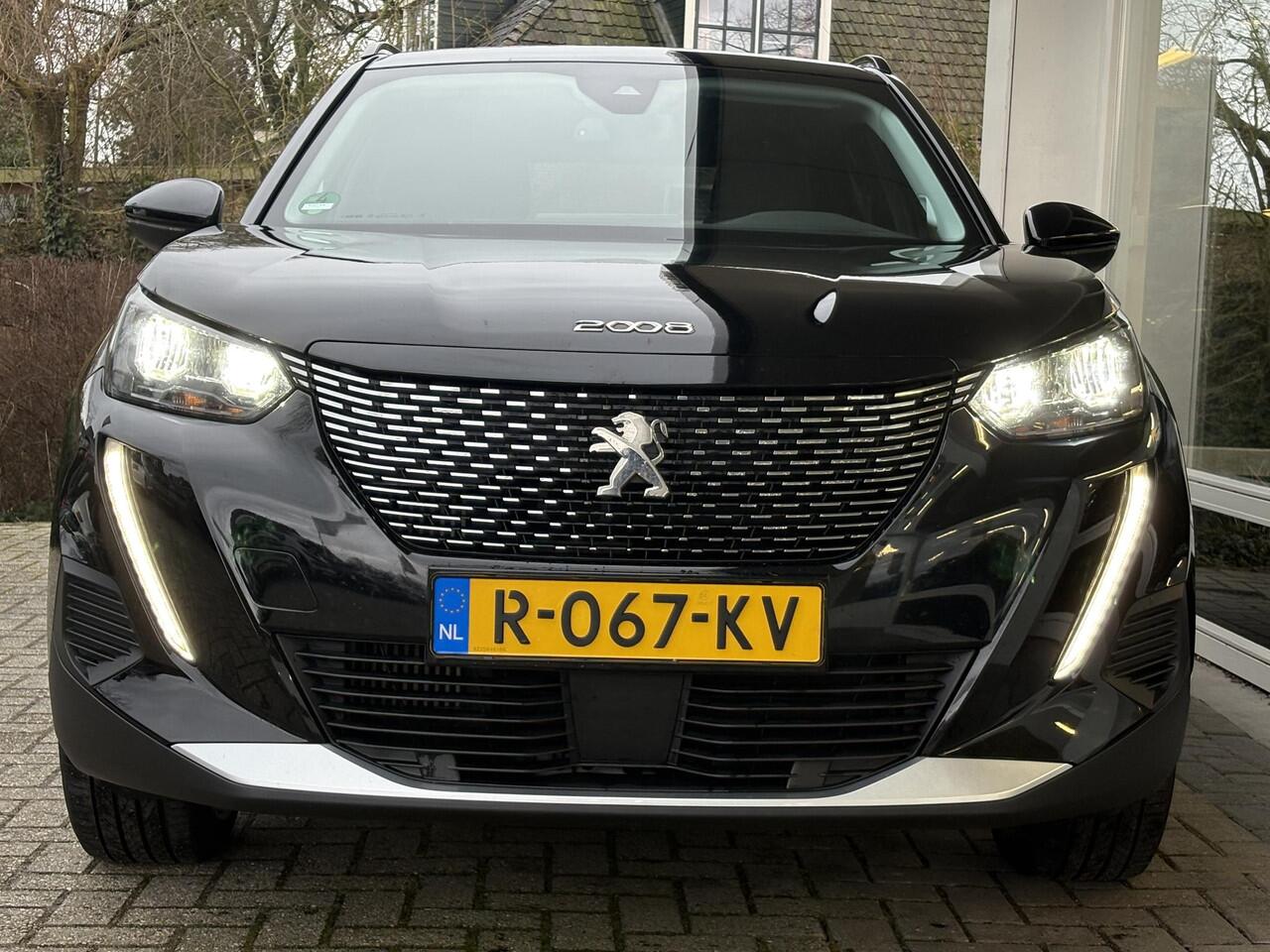 Peugeot 2008 1.2T 100pk Allure Pack | Adaptieve Cruise Control | Achteruitrijcamera | Trekhaak | Dealeronderhouden | Navigatie