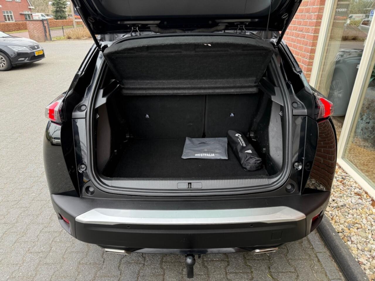 Peugeot 2008 1.2 PT Active Pack 131PK AFN.TREKHAAK / CARPLAY / ANDROID / NAVI