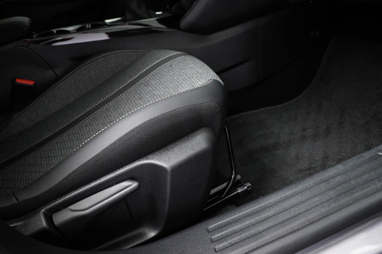 Peugeot 2008 1.2 PureTech 100 Allure | NAVI PACK | LED | DAB | APPLE | CAMERA | Nieuw model | Face lift |