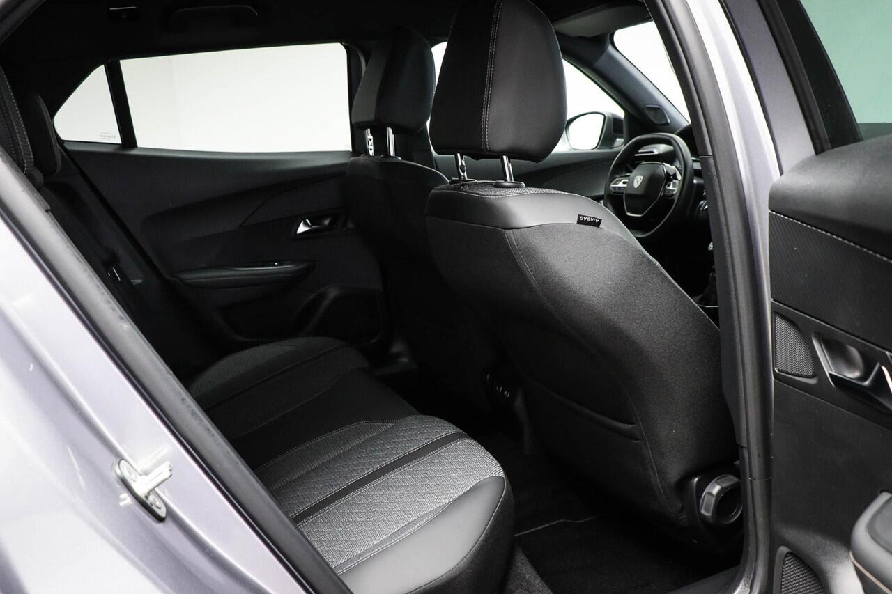 Peugeot 2008 1.2 PureTech 100 Allure | NAVI PACK | LED | DAB | APPLE | CAMERA | Nieuw model | Face lift |