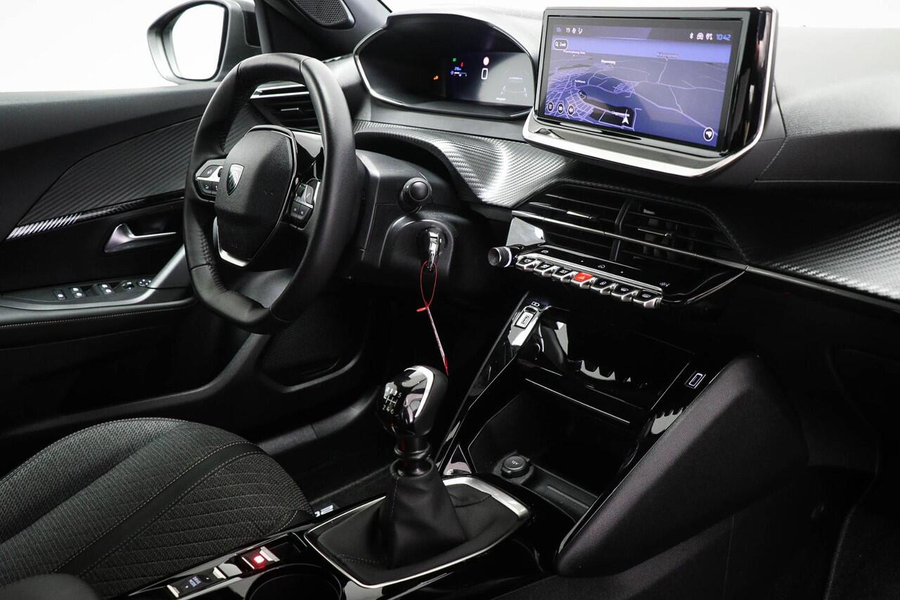 Peugeot 2008 1.2 PureTech 100 Allure | NAVI PACK | LED | DAB | APPLE | CAMERA | Nieuw model | Face lift |