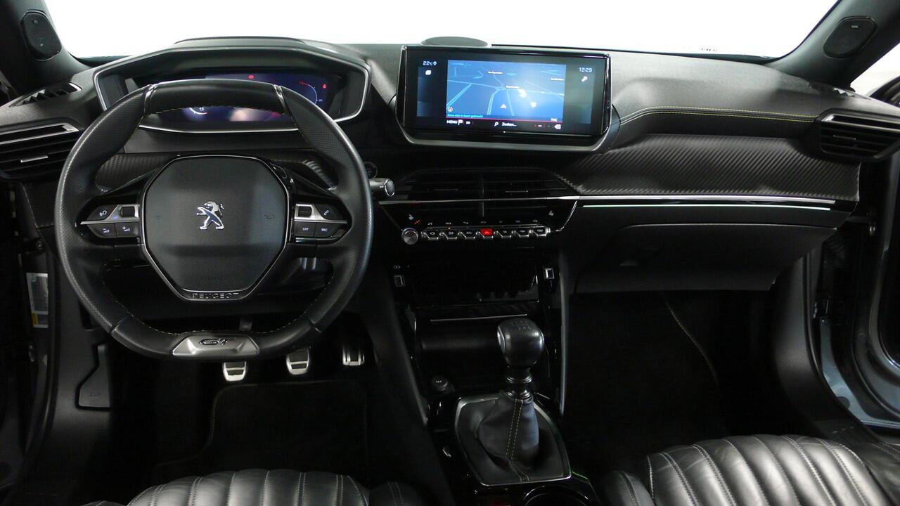 Peugeot 2008 1.2 PureTech GT | Pano dak | Leder | 1e eigenaar