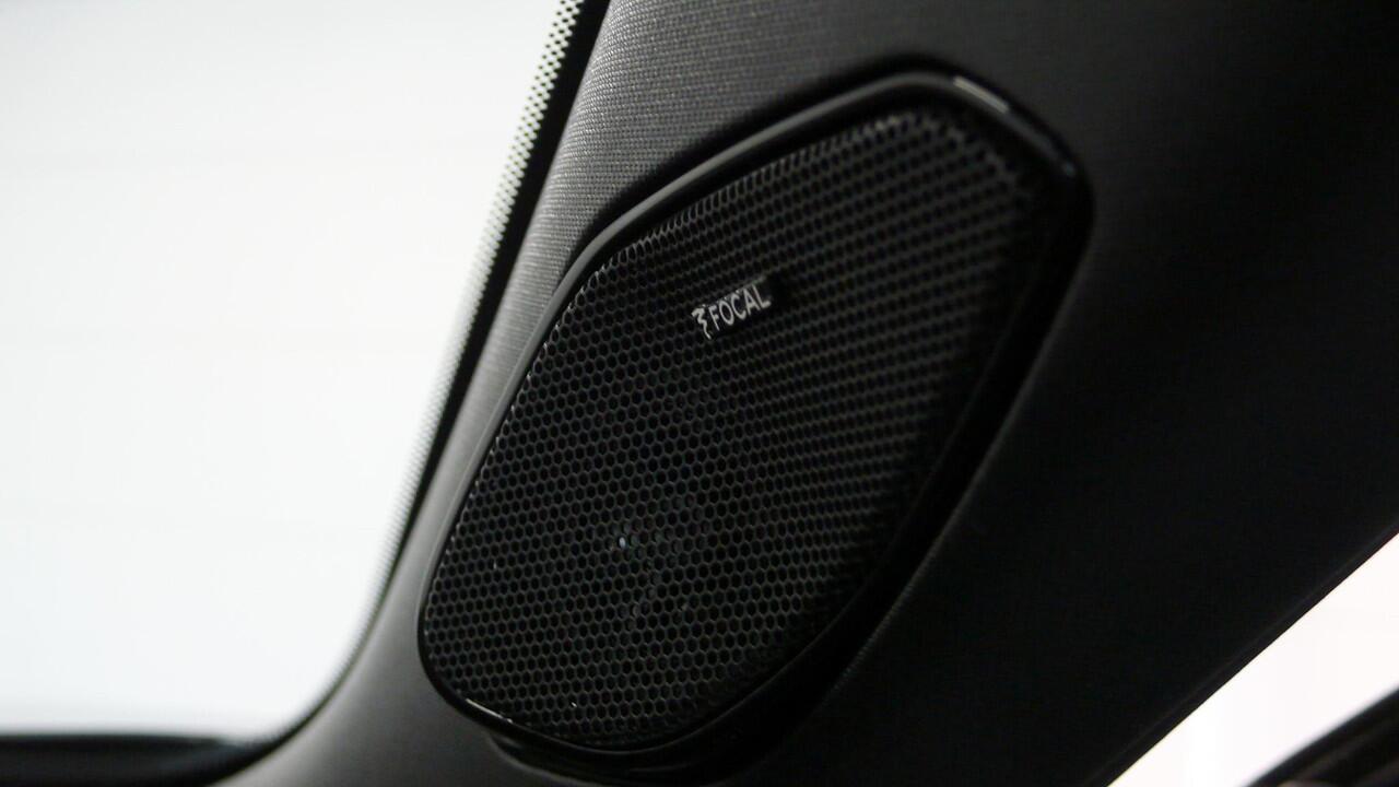 Peugeot 2008 1.2 PureTech GT | Pano dak | Leder | 1e eigenaar