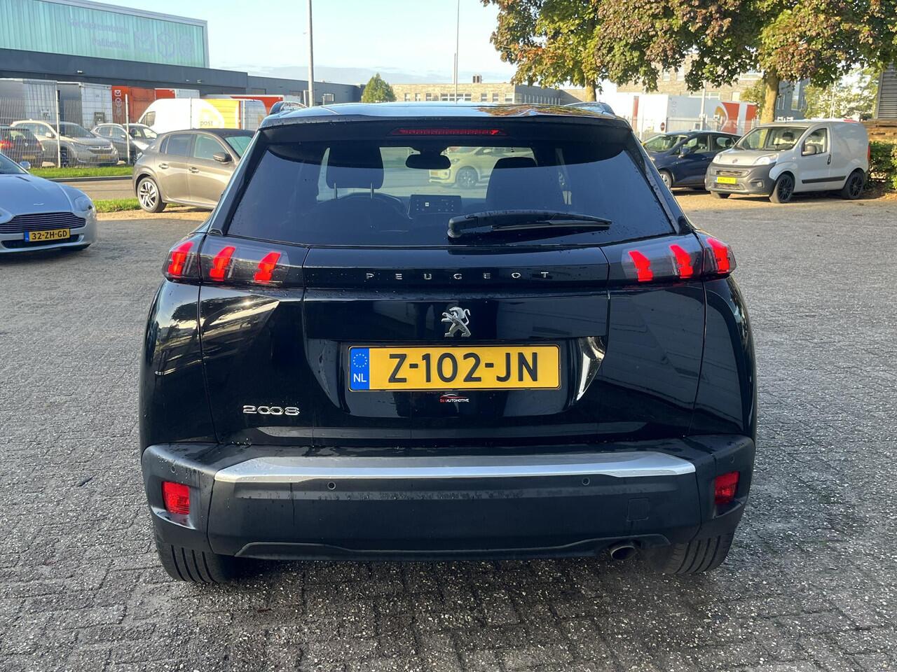 Peugeot 2008 1.2 PureTech Style