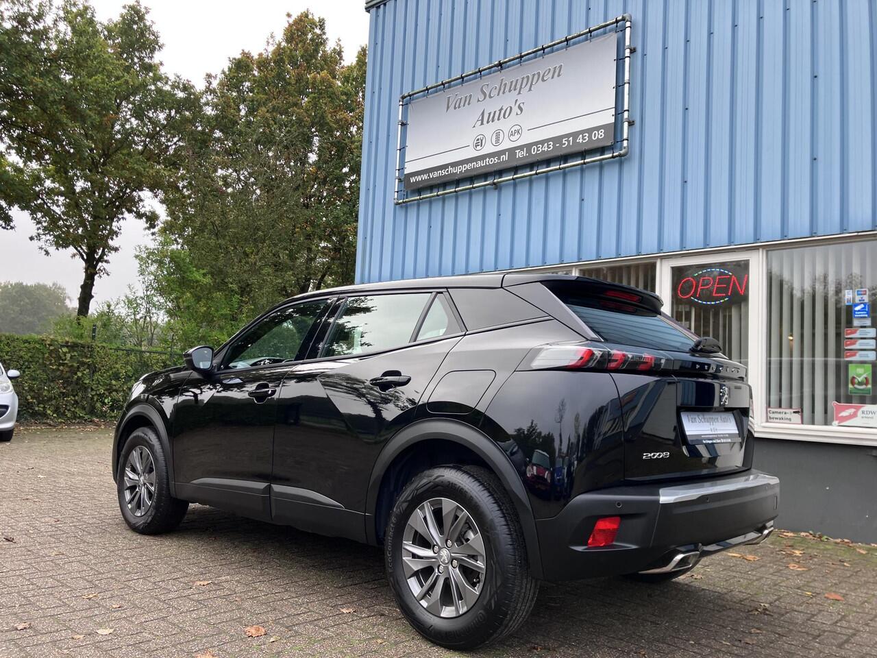 Peugeot 2008 1.2 PureTech Active Pack 131pk Navi Camera Cruise