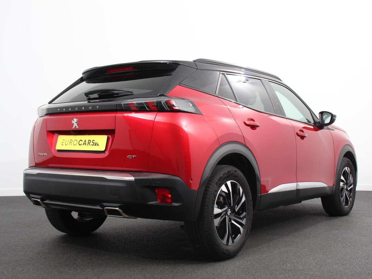 Peugeot 2008 1.2 PureTech 130 GT Cimate control Cruise control LED Achteruitrij camera Navigatie Parkeersensor achter Lichtmetalen velgen Led Dab