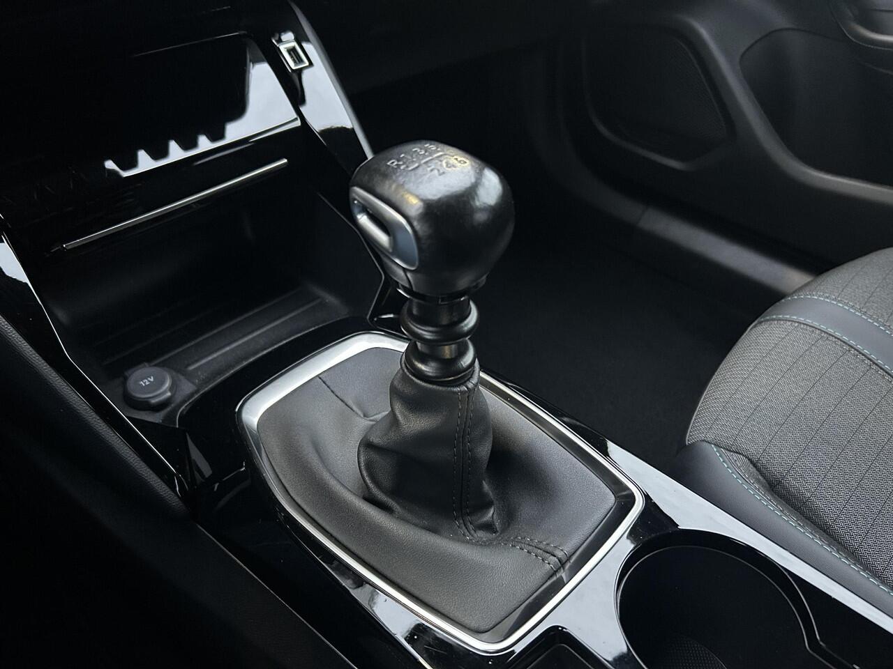 Peugeot 2008 1.2 PureTech Allure Pack | Led | Carplay | Cruise&Climate Control |