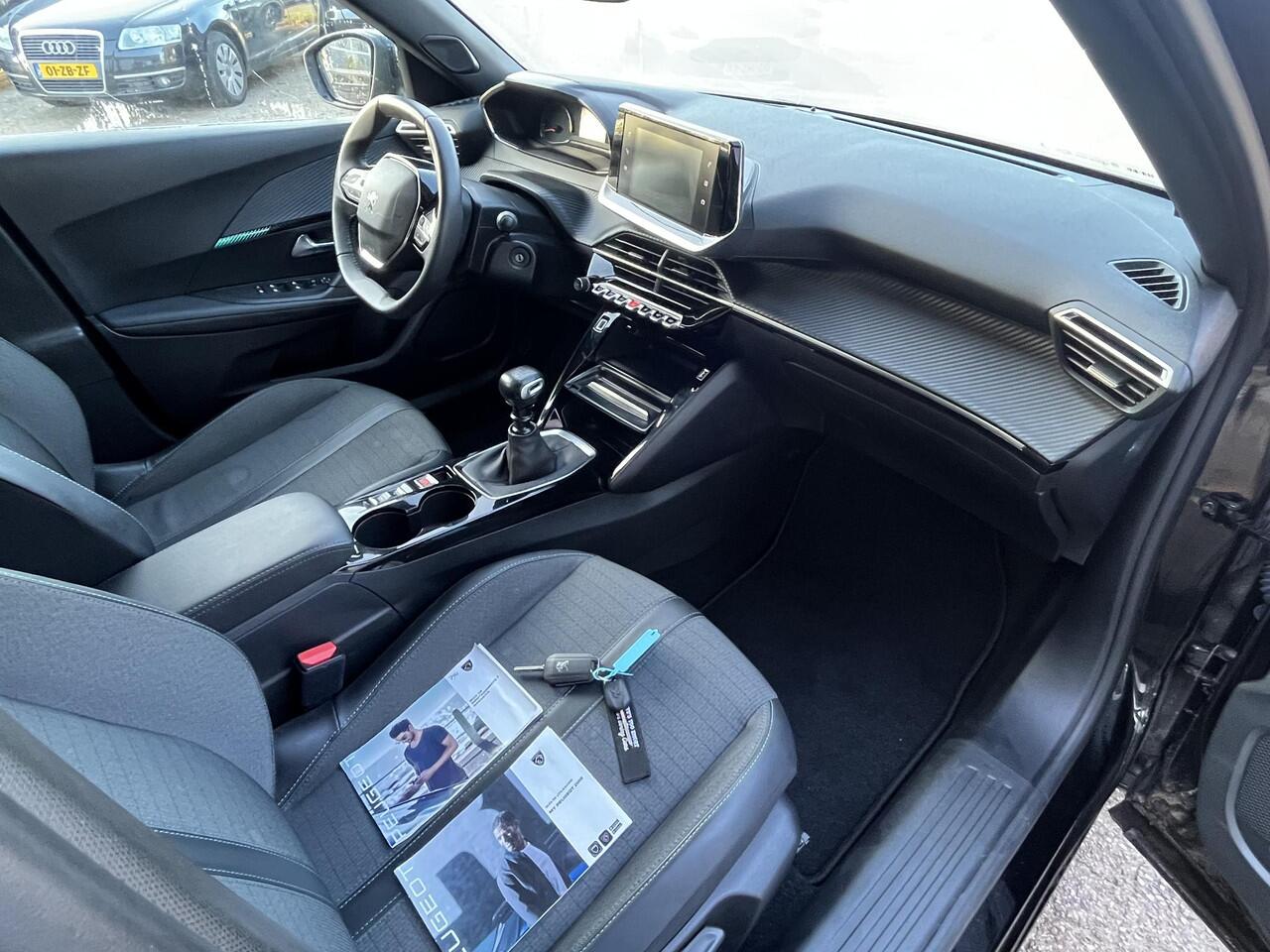 Peugeot 2008 1.2 PureTech Style