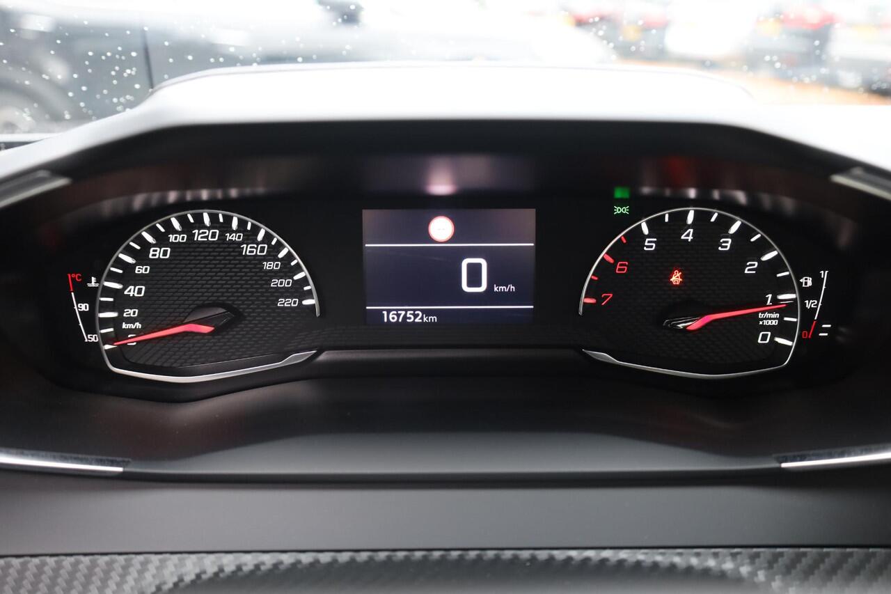 Peugeot 2008 1.2 PureTech Active Pack CAMERA STOELVERW. CARPLAY LMV PDC CRUISE DAB DEALER-ONDERHOUDEN ENZ!