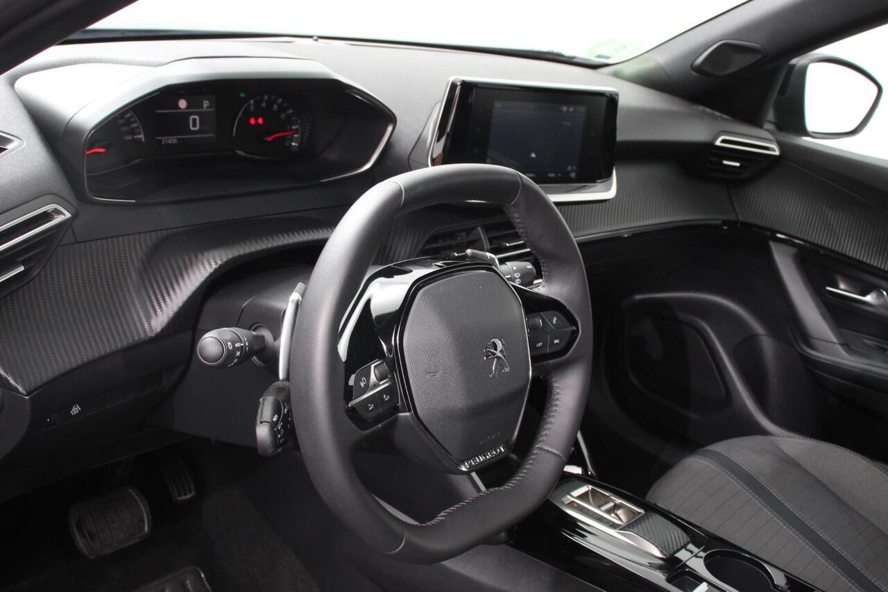 Peugeot 2008 1.2 PureTech 130pk Automaat Allure Navigatie Climate Control Lichtmetalen Velgen Parkeersensoren Cruise Control