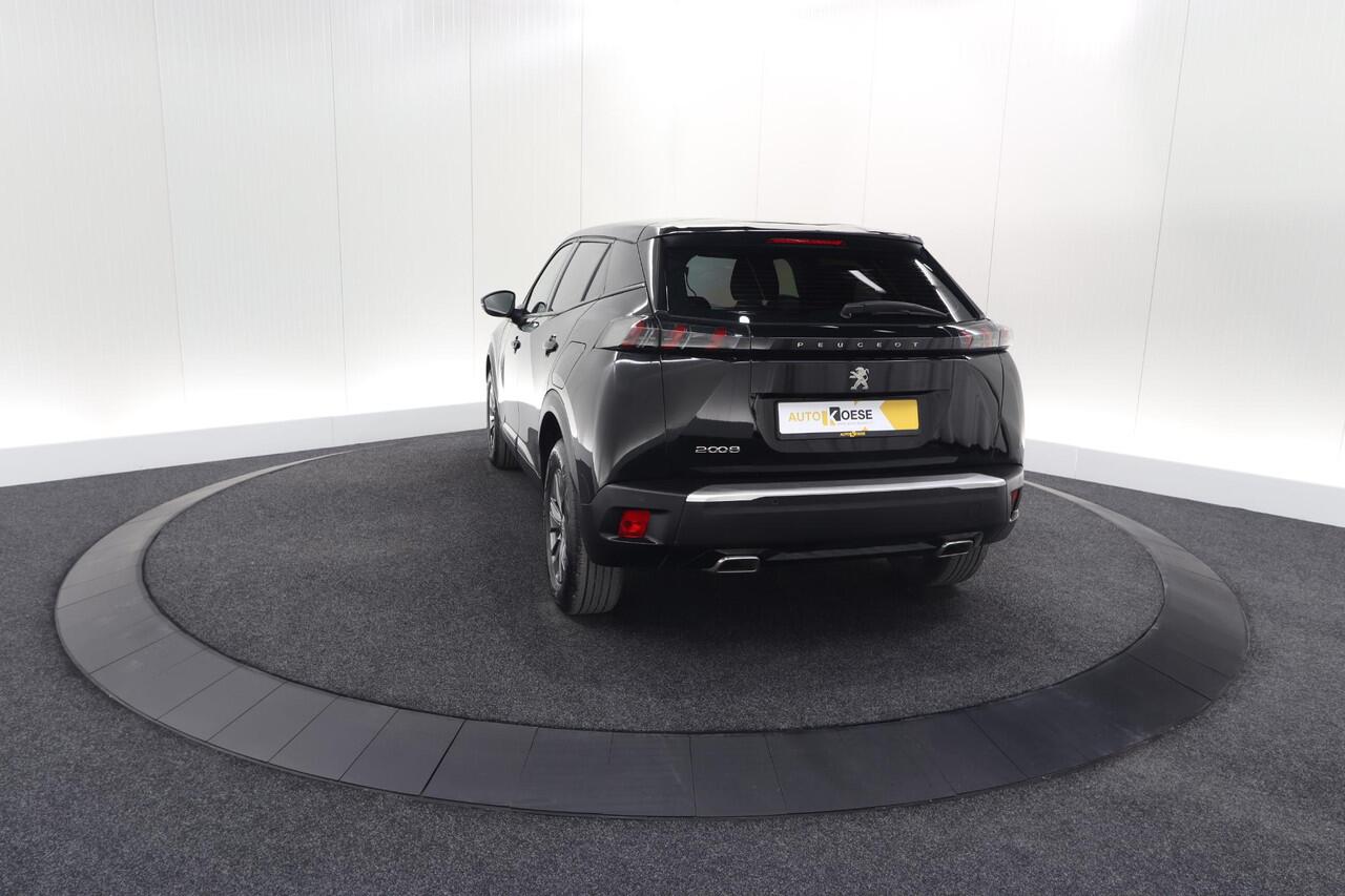 Peugeot 2008 PureTech 130 EAT8 Active Pack | Parkeersensoren | Apple CarPlay | Climate Control | Stoelverwarming