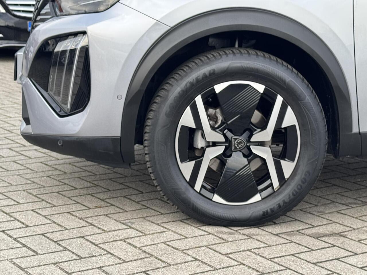 Peugeot 2008 1.2 PureTech 130 GT 360 CAMERA | 1/2 LEDER | FULL LED