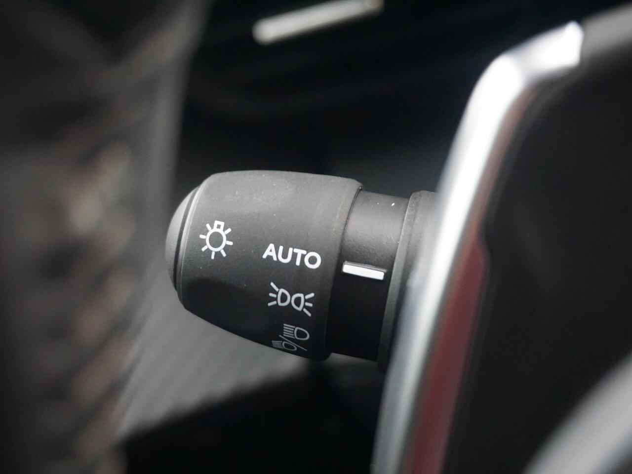 Peugeot 2008 1.2 TURBO Allure Pack Afn. Trekhaak