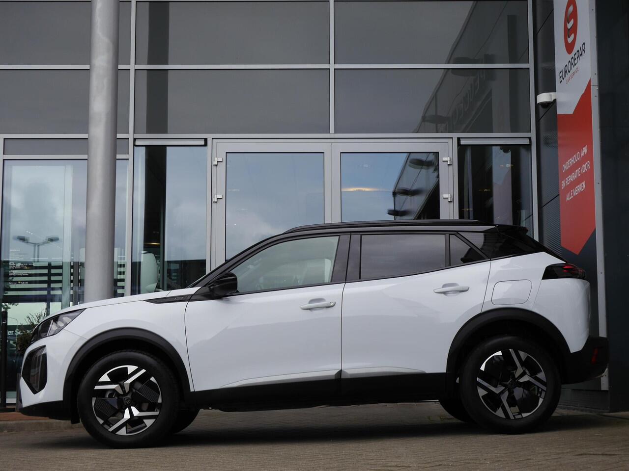 Peugeot 2008 1.2T 130pk Automaat GT | Navigatie | Achteruitrijcamera | Keyless Entry | LED koplampen | Two Tone | Privacy Glass