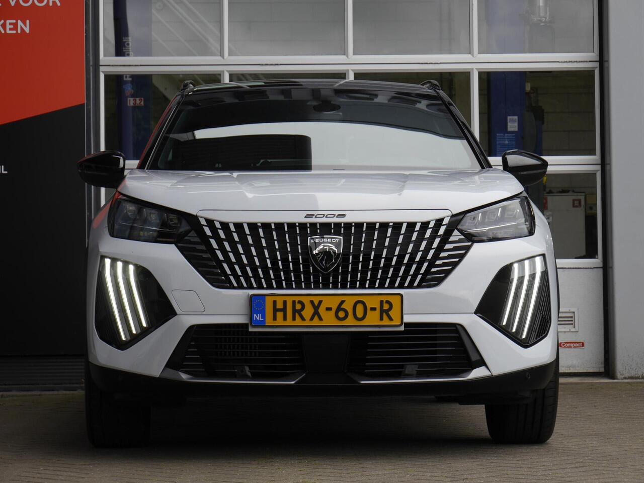 Peugeot 2008 1.2T 130pk Automaat GT | Navigatie | Achteruitrijcamera | Keyless Entry | LED koplampen | Two Tone | Privacy Glass