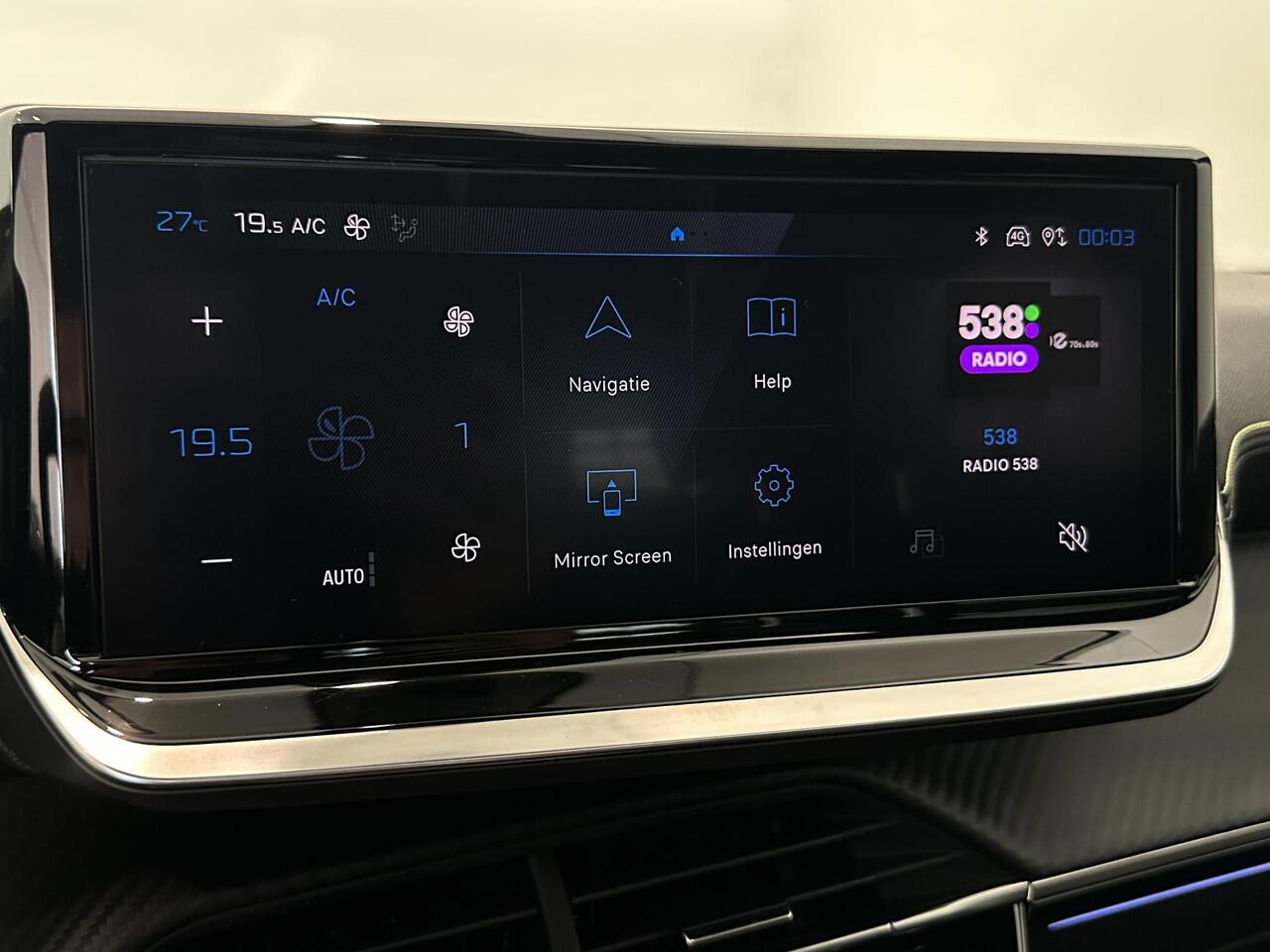 Peugeot 2008 1.2 Hybrid 136 GT | Panoramadak | 360° camera | Pack Drive Assist Plus | Apple Carplay/Android Auto