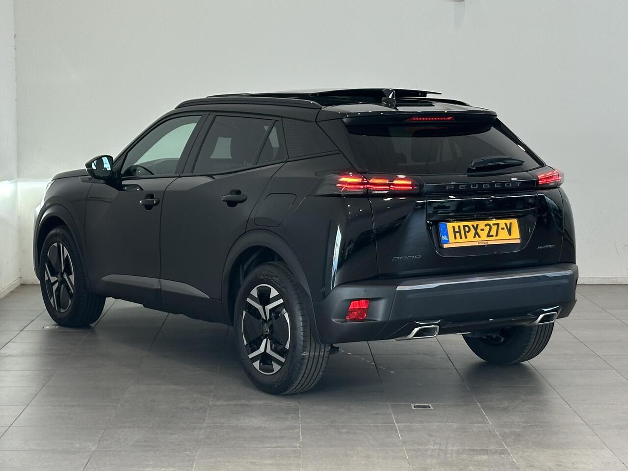 Peugeot 2008 1.2 Hybrid 136 GT | Panoramadak | 360° camera | Pack Drive Assist Plus | Apple Carplay/Android Auto