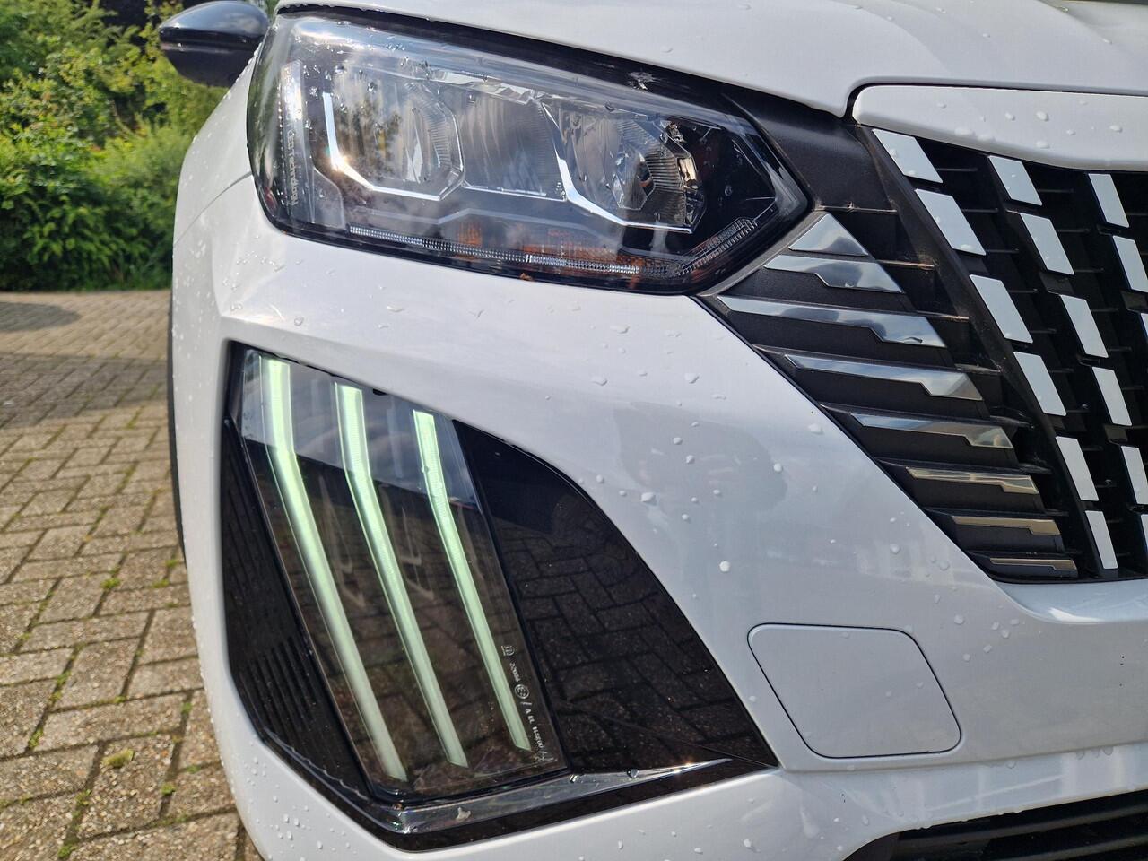 Peugeot 2008 1.2T Automaat 130pk Allure | Climate & Cruise Control | LMV | Parkeersensoren | LED | Apple Carplay / Android Auto |