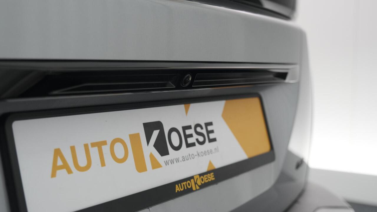 Peugeot 2008 PureTech 130 EAT8 GT | 360 Camera | Adaptieve Cruise Control | Dodehoekdetectie | Apple Carplay