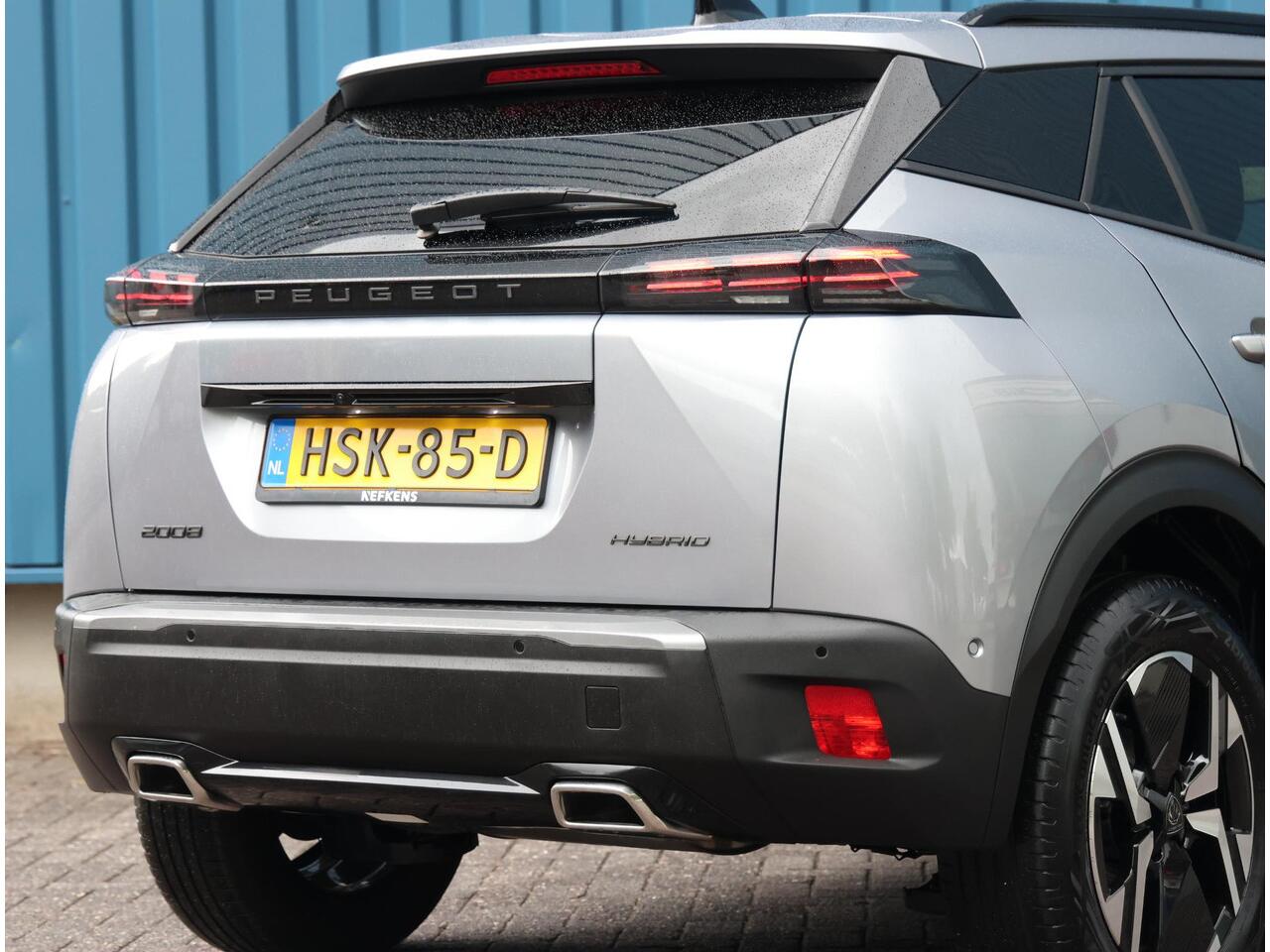 Peugeot 2008 1.2 Hybrid 136PK Allure | AUTOMAAT | AppleCarPlay/AndroidAuto | Climate Control | Adaptive Cruise Control | 360'Camera | FULL LED | Navigatie | LMV | Parkeersensoren | Privacy Glass | Isofix |