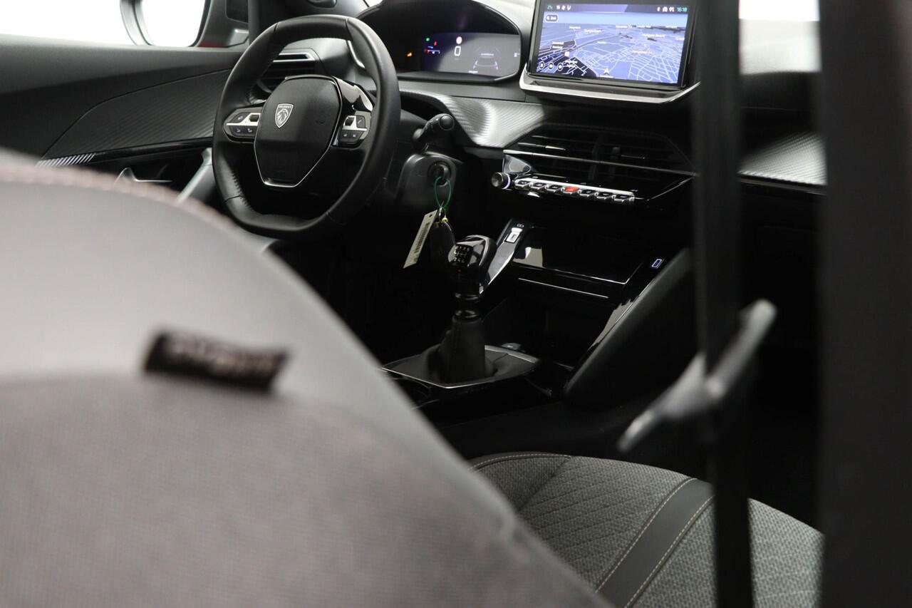 Peugeot 2008 1.2 PureTech 100 Allure | NAVI PACK | LED HALF LEDER | DAB | APPLE | CAMERA