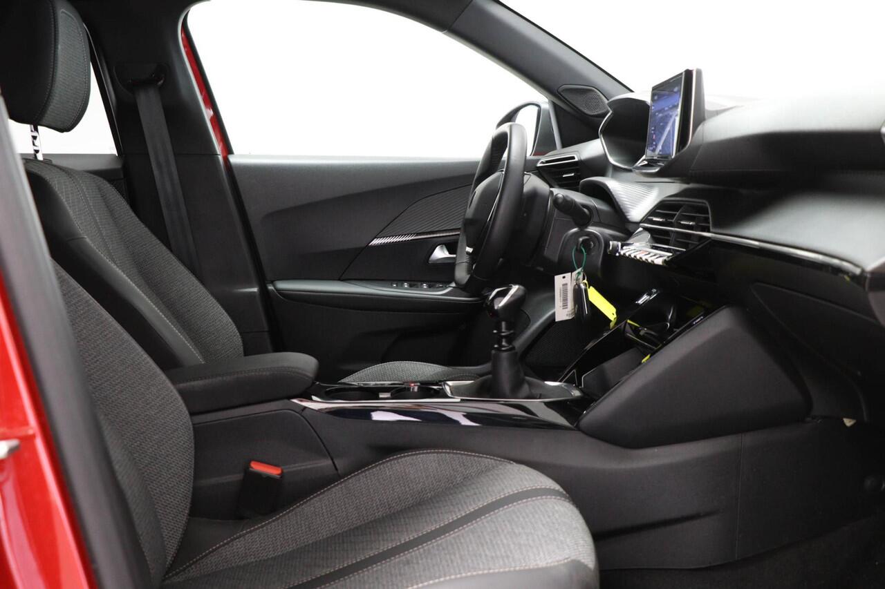 Peugeot 2008 1.2 PureTech 100 Allure | NAVI PACK | LED HALF LEDER | DAB | APPLE | CAMERA