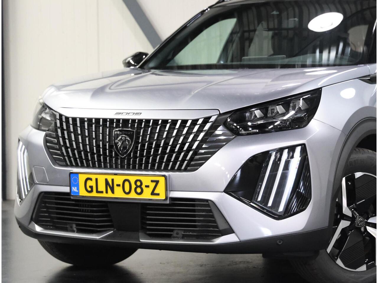 Peugeot 2008 SUV GT Hybrid 136PK Automaat | Navigatie | Achteruitrijcamera | Parkeersensoren | Sportstoelen | Full-LED Koplampen | Keyless Entry/Start | Climate Control | Adaptieve Cruise Control | 17" Lichtmetalen Velgen | Apple Carplay/Android Auto |