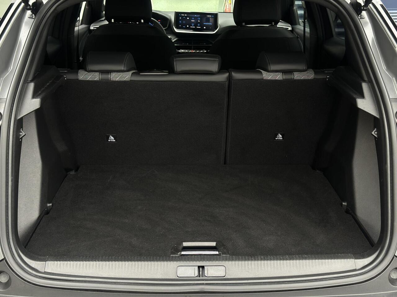 Peugeot 2008 1.2 PureTech 100 Allure | Apple Carplay/Android Auto | Climate Control | Navigatie | Cruise Control | Parkeercamera/-sensoren | Full LED |