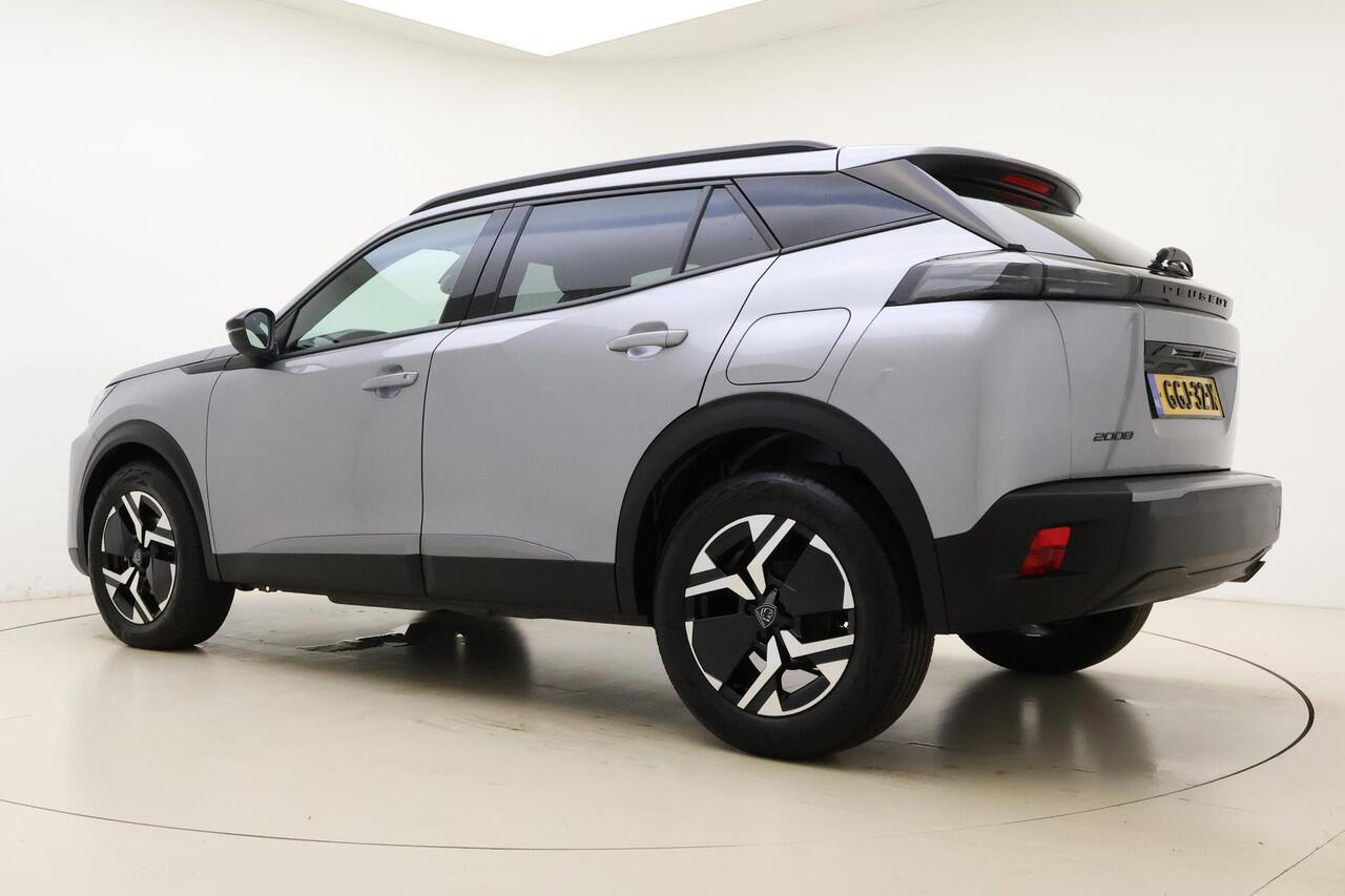 Peugeot 2008 1.2 PureTech Allure 100 PK | Handgeschakeld | Camera | Parkeersensor | Navigatie | Cruise Control | Climate Control | 1e eigenaar