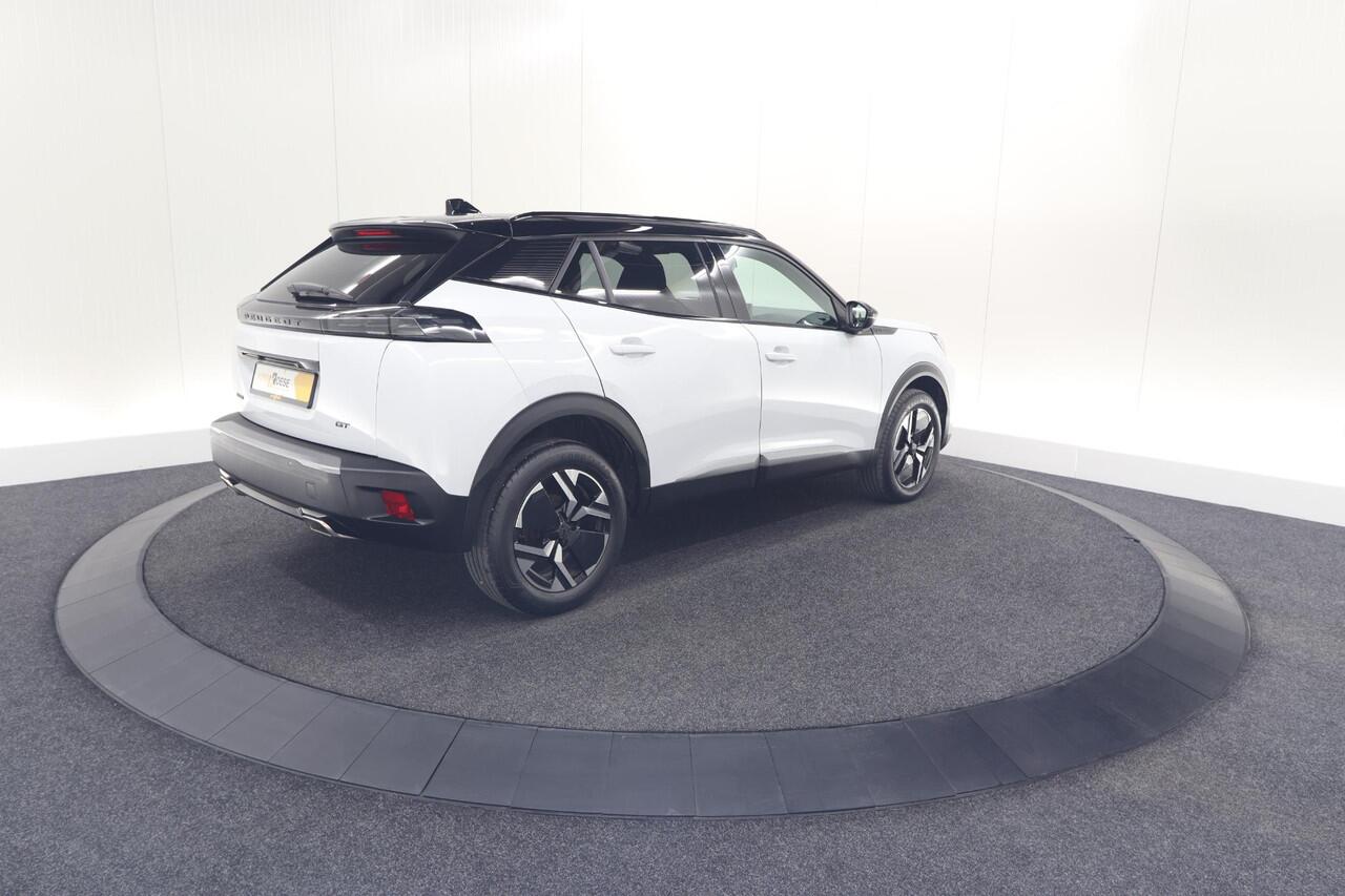 Peugeot 2008 PureTech 130 EAT8 GT | Camera | Apple Carplay | Parkeersensoren | 17 Inch Lichtmetalen Velgen