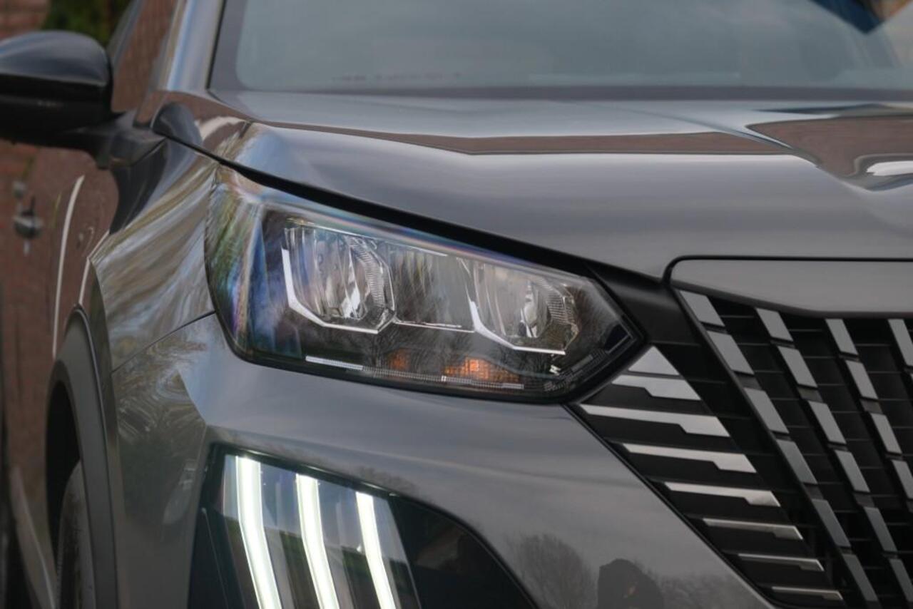 Peugeot 2008 1.2 PureTech 100pk Allure | Navi | App Connect | Climate | Cruise | Camera | PDC