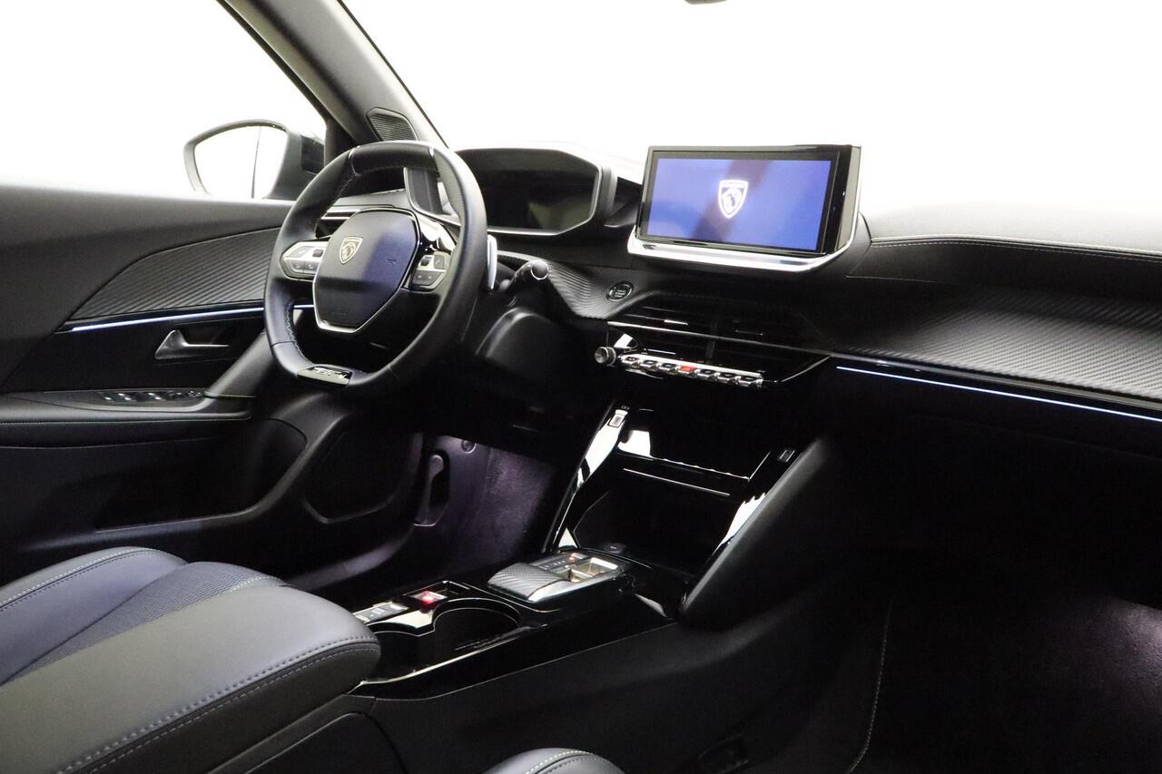 Peugeot 2008 1.2 Hybrid 136 GT Automaat | Navigatie | Climate Control | Lichtmetalen Velgen | Cruise Control Adaptief | Keyless Entry & Start | Zwart Dak | Mirror Screen