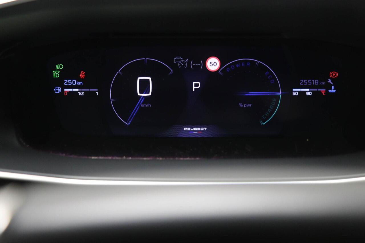 Peugeot 2008 1.2 Hybrid 136 GT | CAMERA / NAVIGATIE / DRIVE ASSIST PLUS- PACK | PANORAMADAK | 360 CAMERA