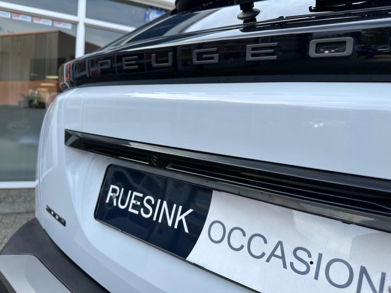 Peugeot 2008 1.2 PURETECH GT