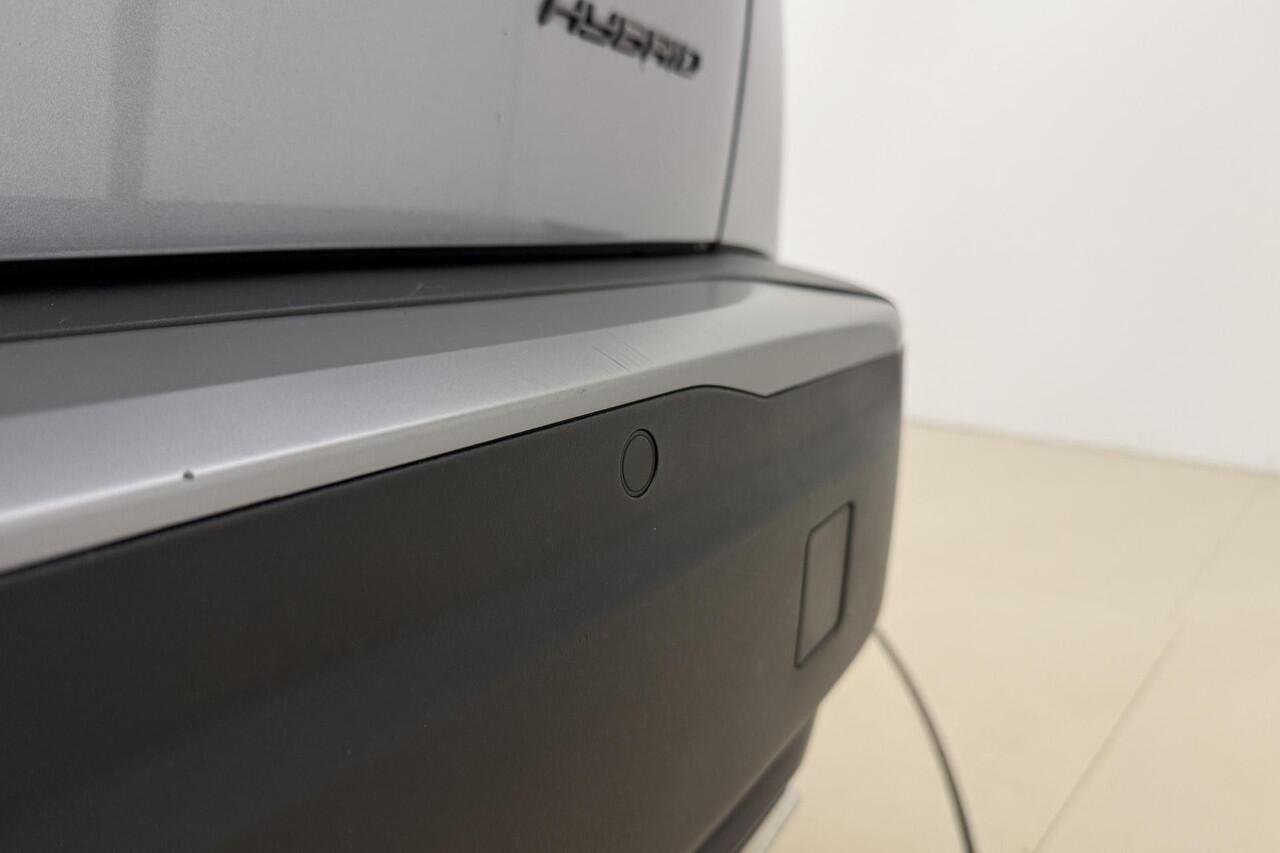 Peugeot 2008 1.2 Hybrid 136 GT | Navigatie | Apple Carplay/Android Auto | Climate Control | LED verlichting | Keyless Entry