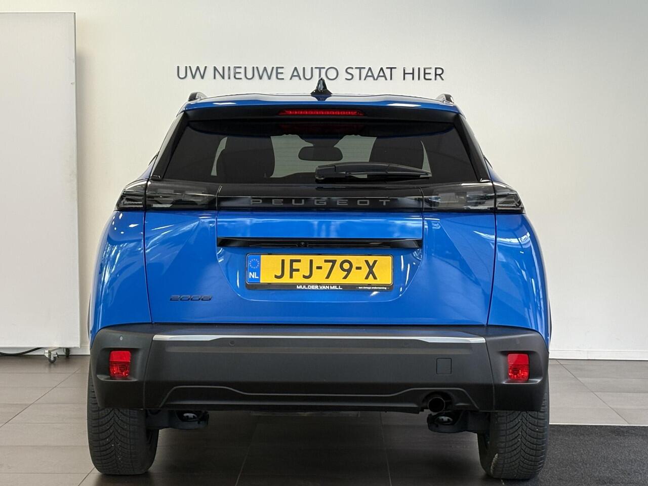 Peugeot 2008 Allure Pack 1.2 Turbo 100pk | DODEHOEKBEW. | STOELVERW. | KEYLESS ENTRY | GRIPCONTROL | 360° CAMERA | NAVI |