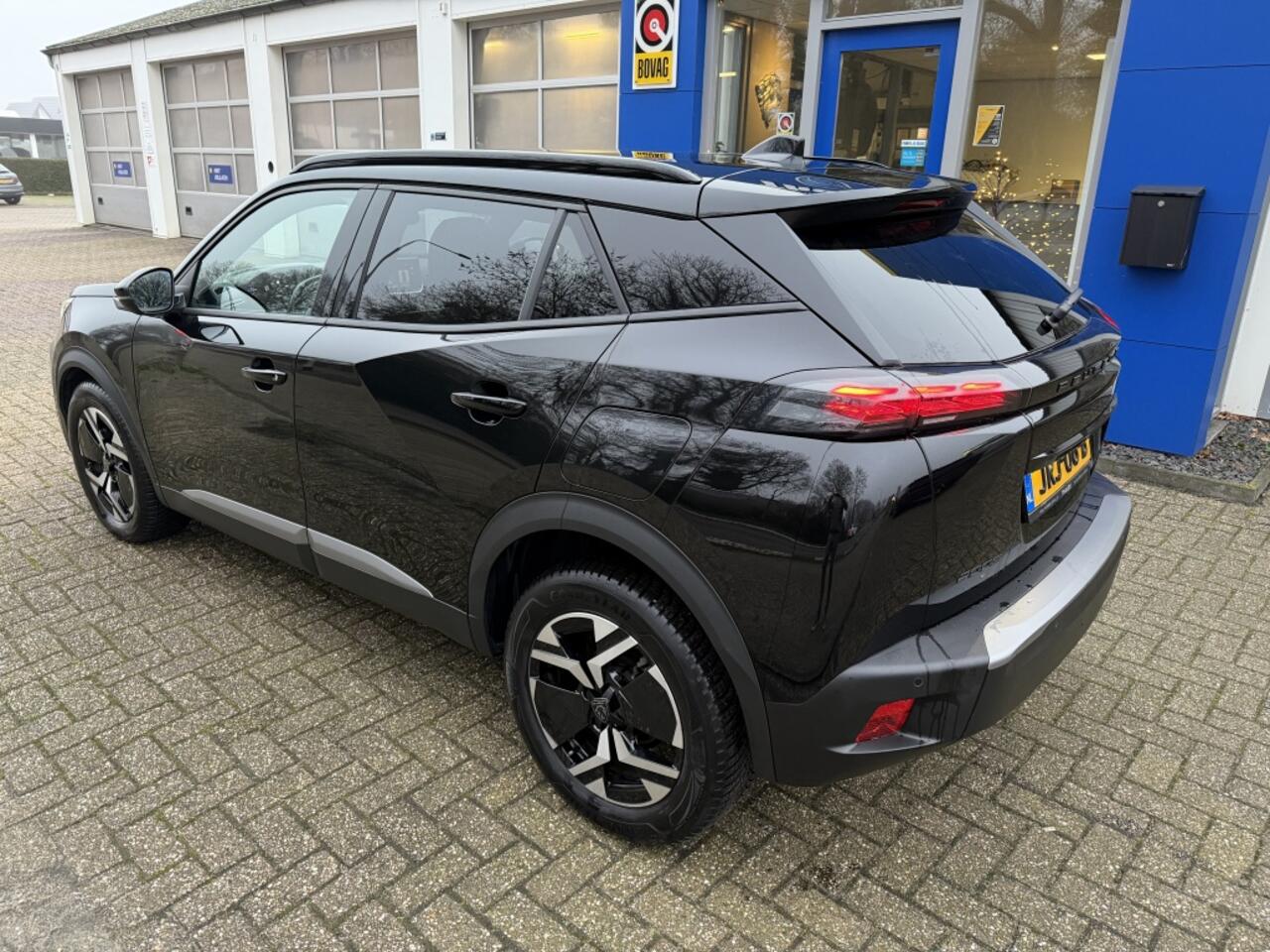 Peugeot 2008 1.2 PT Active Pack