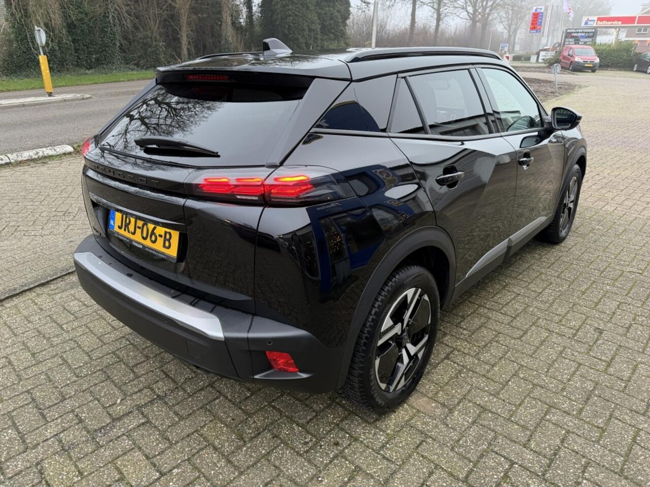 Peugeot 2008 1.2 PT Active Pack